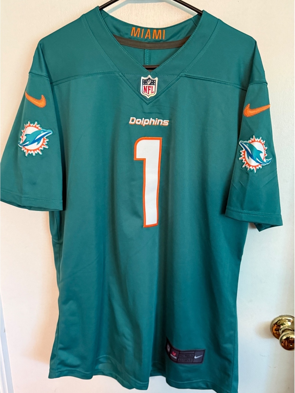 Nike Miami Dolphins NFL On Field Jersey XXL - Tagovailoa #1